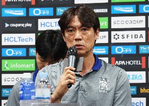 极速中超大连英博vs武汉三镇jrs直播_极速中超大连英博vs武汉三镇jrs直播在线观看_免费看直播
