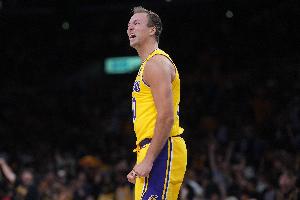 NBAvs选秀进球集锦_NBAvs选秀进球集锦在线观看_免费看直播