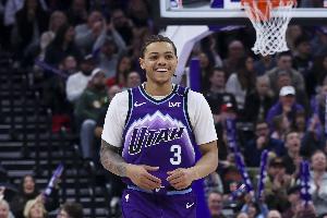 最新NBA湖人vs马刺全场录像_最新NBA湖人vs马刺全场录像在线观看_免费看直播