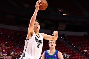 实时太阳vs雄鹿进球集锦_实时太阳vs雄鹿进球集锦在线观看_免费看直播